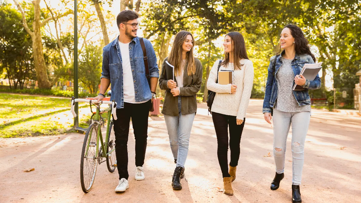 Indian students in London